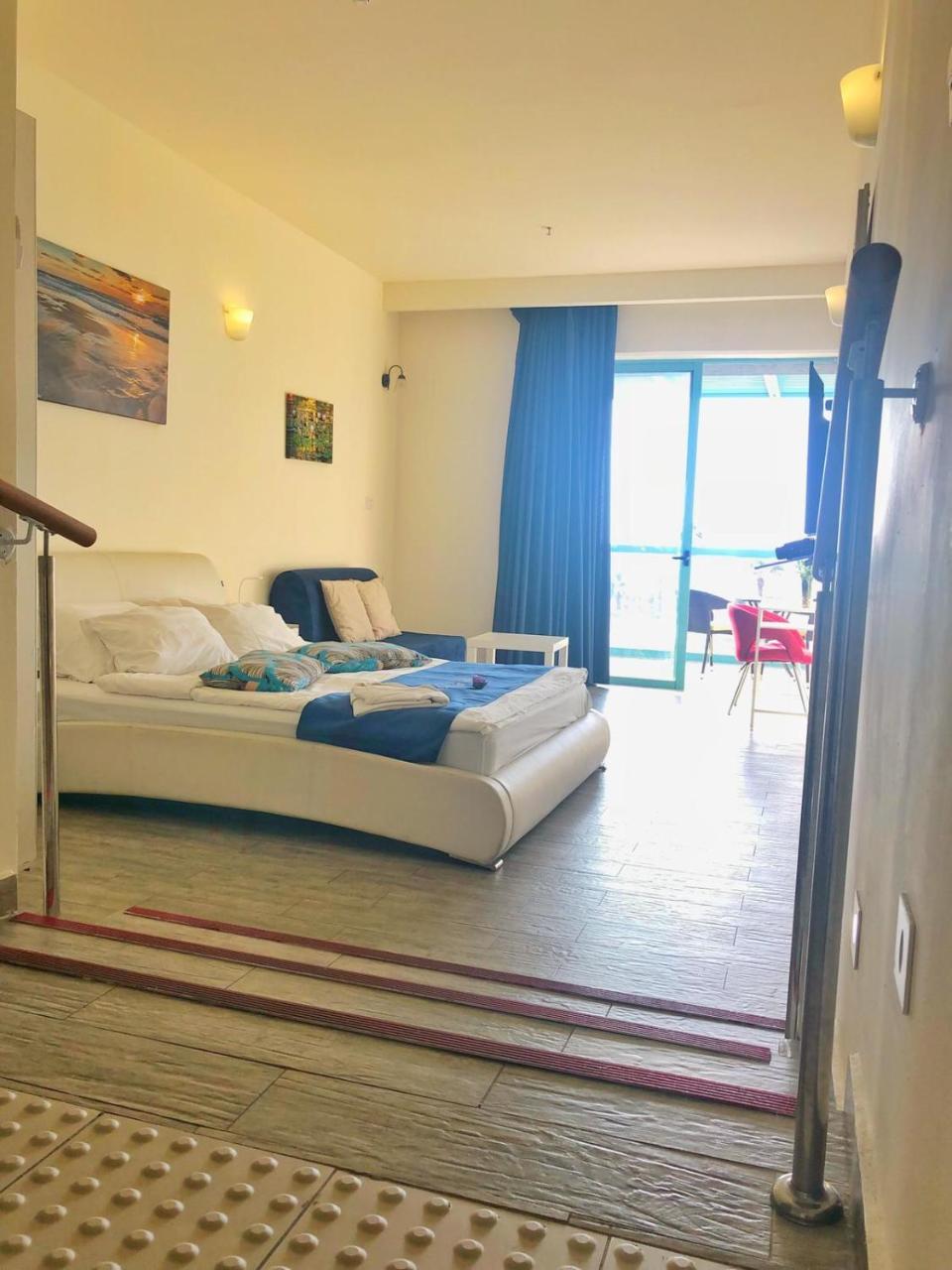 Sur La Mer Hotel Aschdod Exterior foto